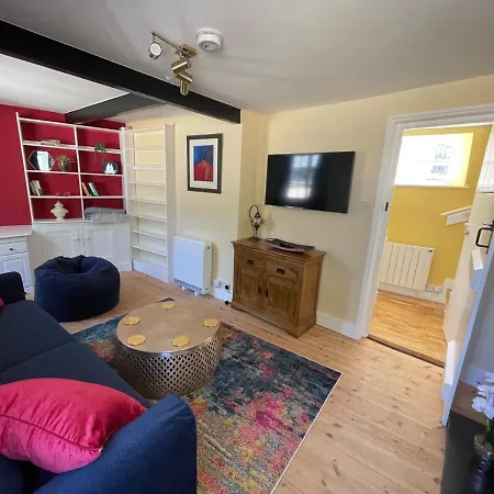 Central Townhouse Вудсток Экстерьер фото